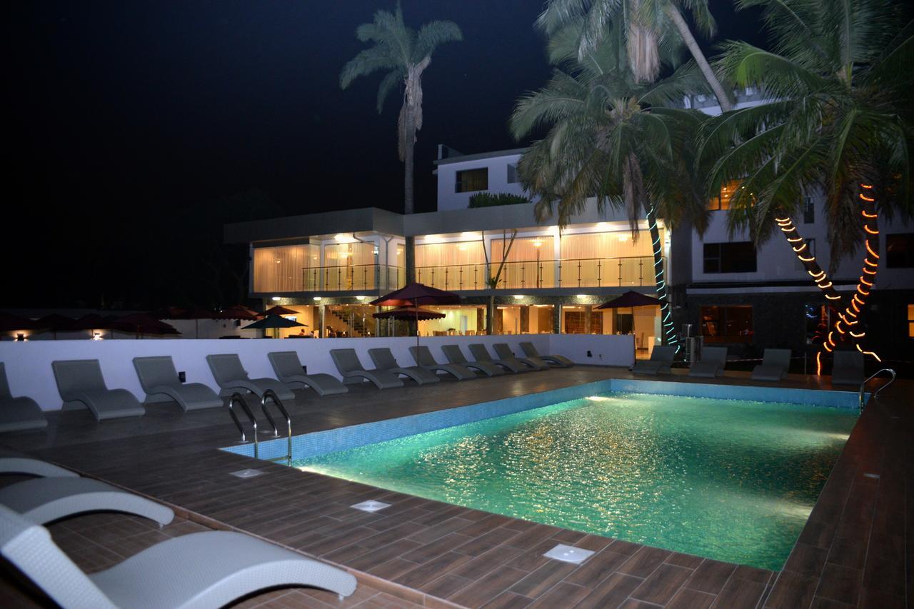 Tivoli Hotel Seafront Ikoyi Aliayabiagba Bagian luar foto
