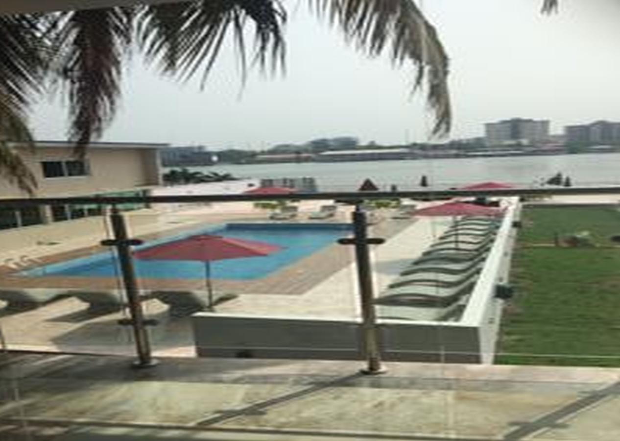 Tivoli Hotel Seafront Ikoyi Aliayabiagba Bagian luar foto