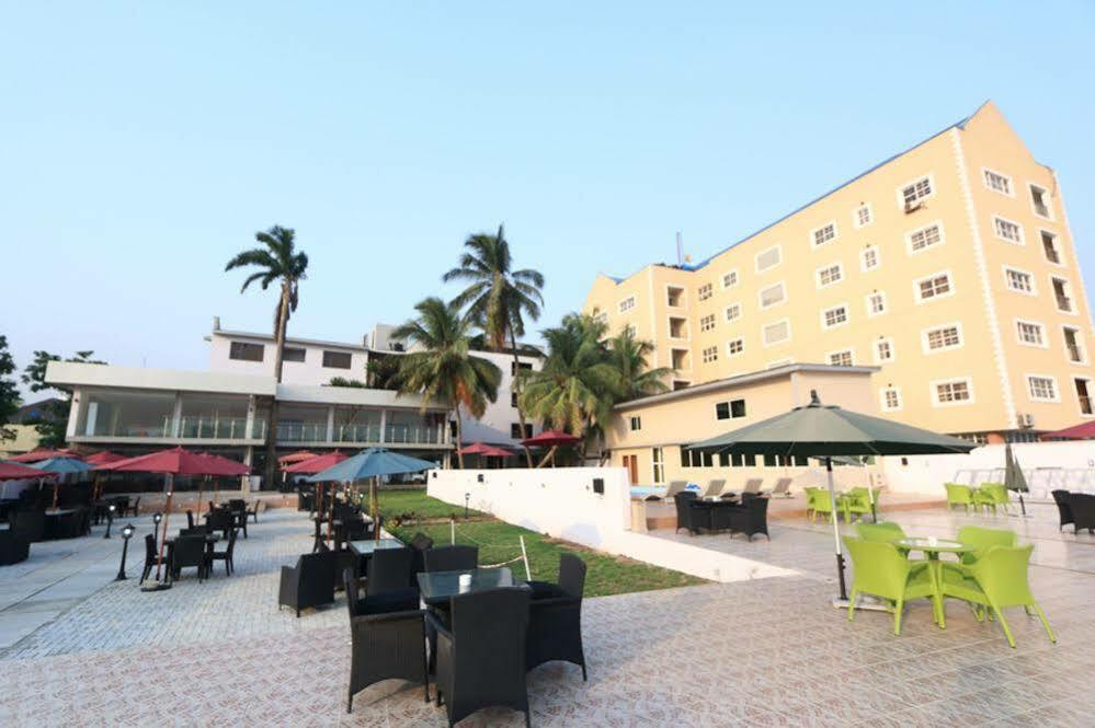 Tivoli Hotel Seafront Ikoyi Aliayabiagba Bagian luar foto